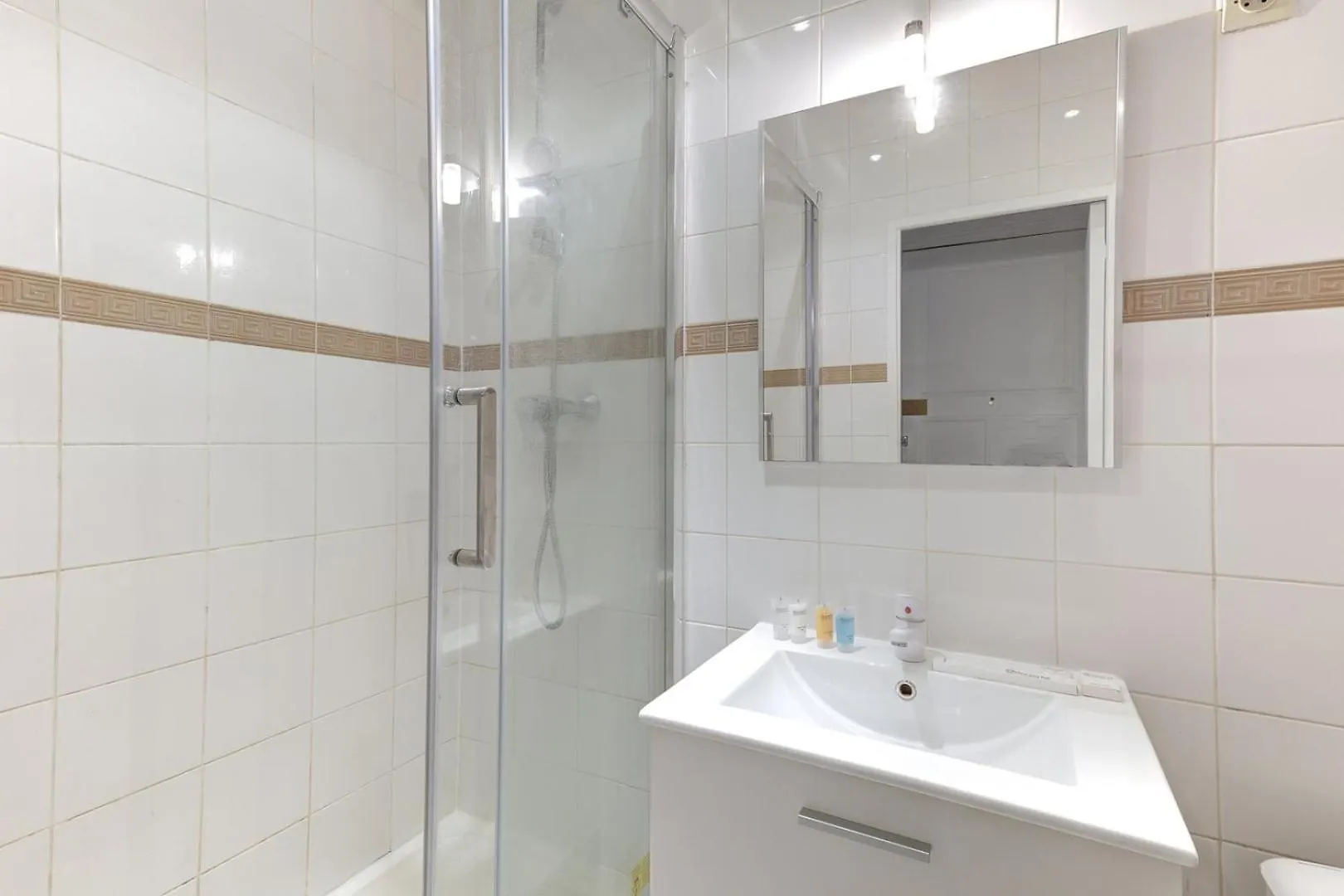 Bluestay 853 - Superb Apartment Paris